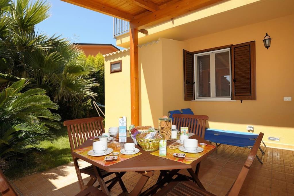 פורטו אמפדוקלה Villa Rosa מראה חיצוני תמונה